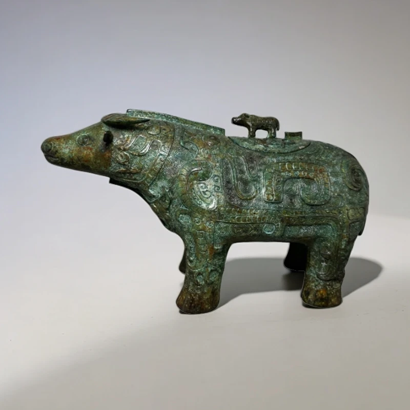 仿商代青铜器牛尊酒器纯铜高22厘米长41厘米宽13厘米重9斤左右