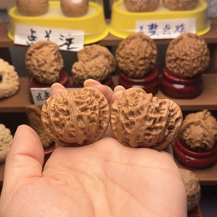 文玩核桃吊坠宫灯39
