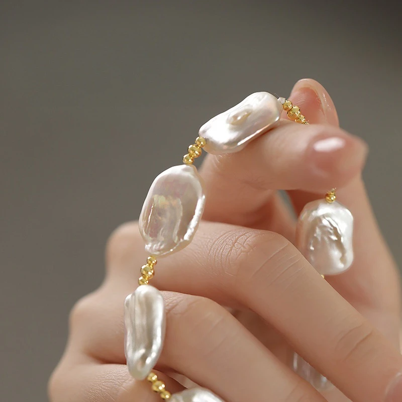 铜合金手链 大颗珠珠串珠手串女OT扣手链2024年新款轻奢小众精致