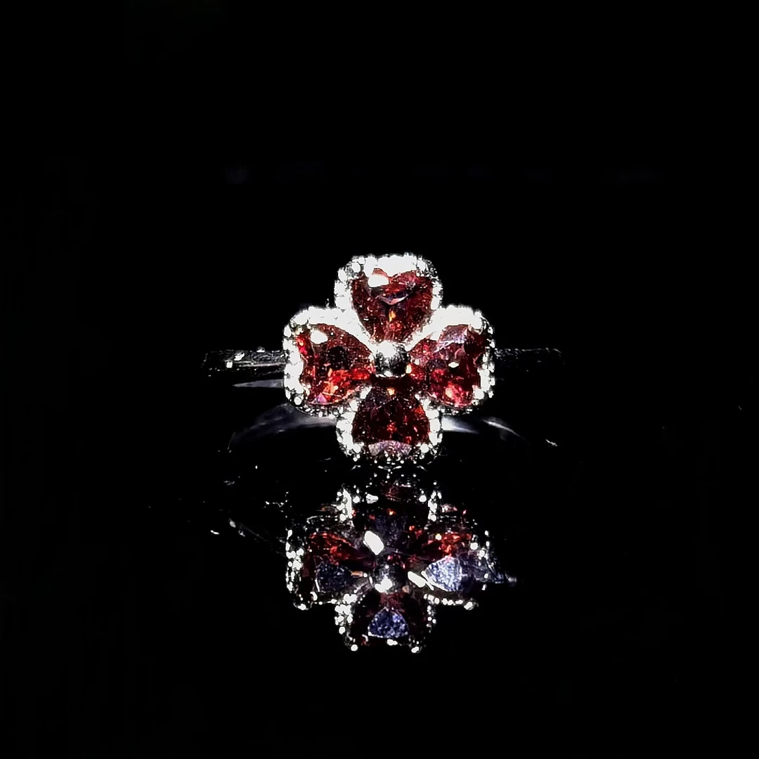 石榴石四叶草镶嵌戒指-多样性发其一