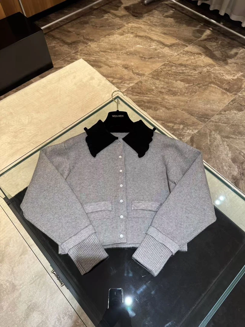 WW撞色娃娃领羊毛针织开衫女24年秋季慵懒风宽松百搭短款毛衣外套