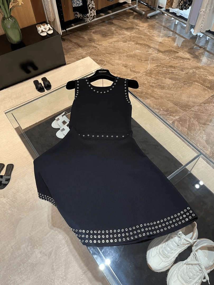 WW春夏季新款时尚裙修身显瘦收腰气质圈圈无袖针织大摆连衣裙女