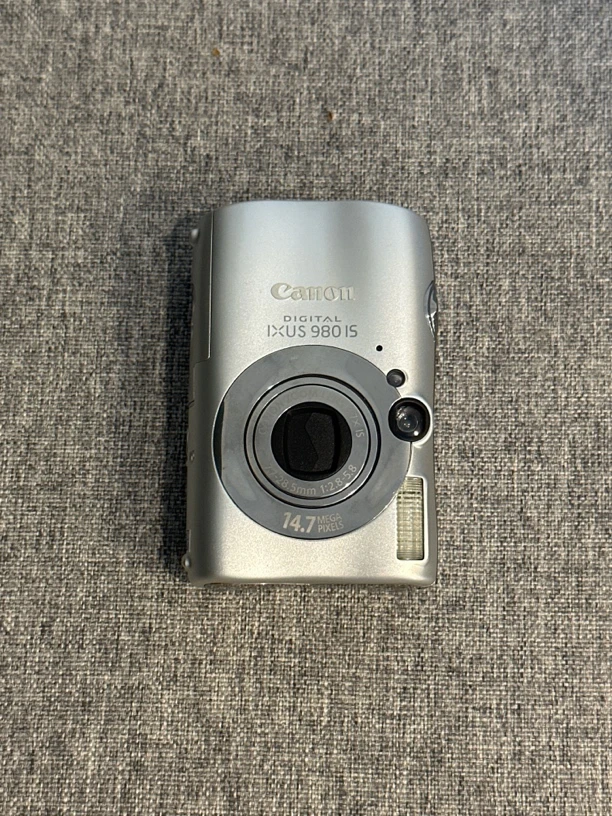 9新 Canon/佳能 佳能ixus980 1470w像素 3.7倍光学变焦