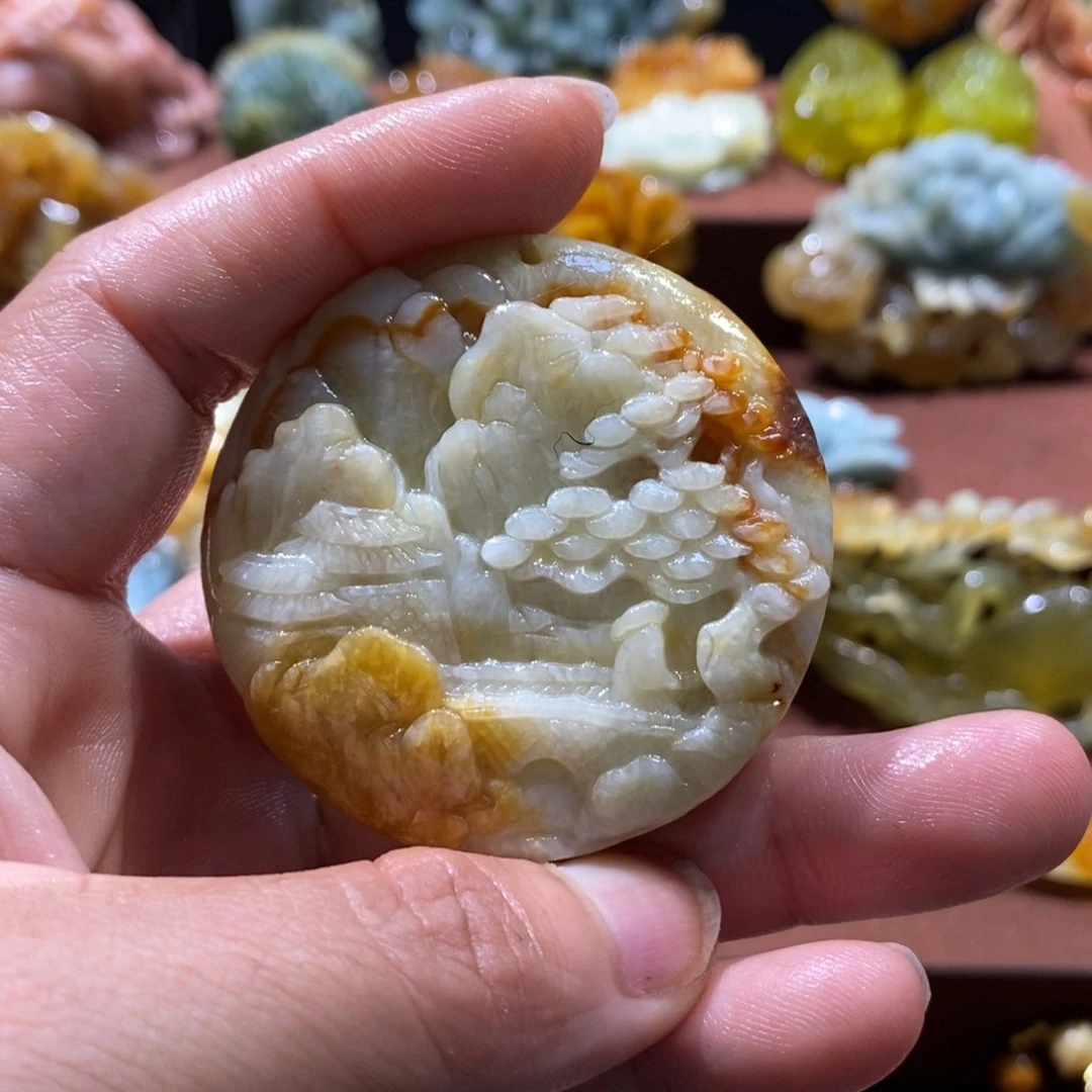 蛇纹石玉颈饰未镶嵌