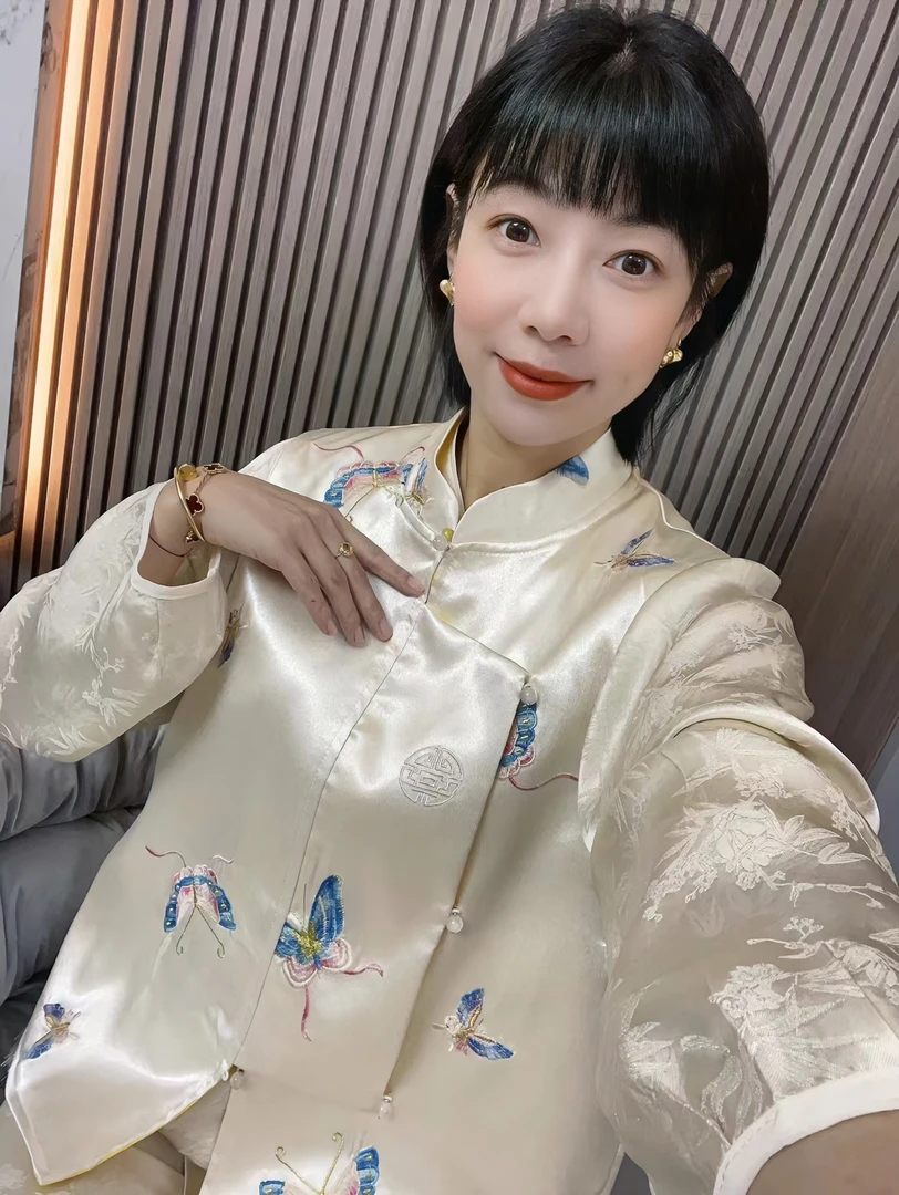 【洛柠春款】新中式国风彩蝶刺绣时尚气质复古双面双穿马甲