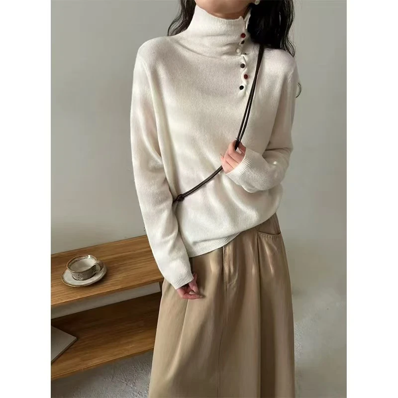 今年流行纽扣扭花堆堆领保暖打底衫女潮冬季纯色柔软修身针织6524