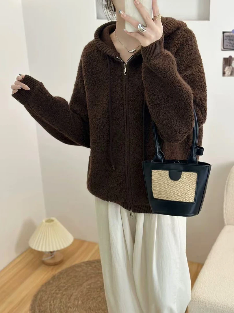 托卡颗粒绒感连帽拉链针织开衫6555