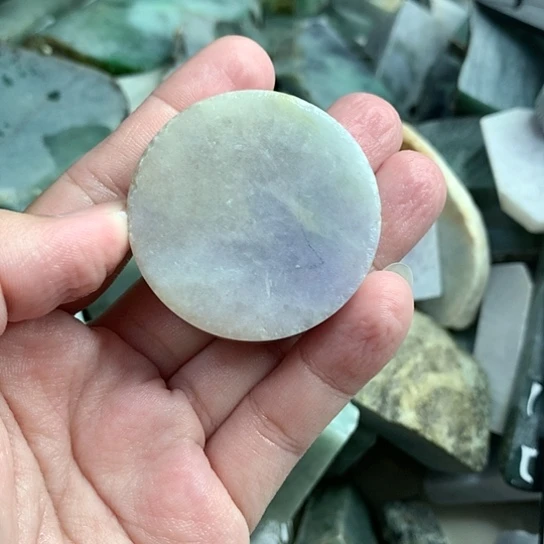 翡翠挂件未镶嵌翡翠原石