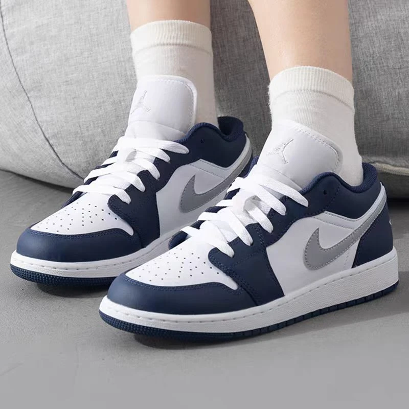 NIKE/耐克NIKE AJ1 GS款新款 低帮潮流百搭板鞋 553560141#HN