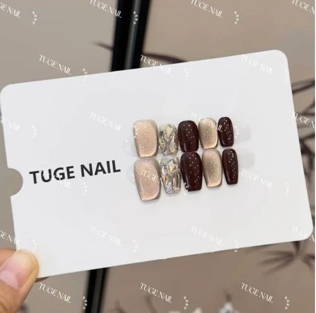 TugeNail “浪漫马黛” 秋冬渐变猫眼美甲气质简约猫眼穿戴甲-1166