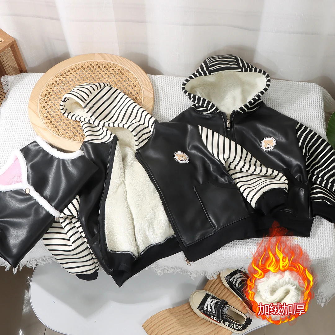 男童冬季加绒拼接皮夹克连帽外套潮酷儿童条纹皮衣PU皮拼接连帽衫