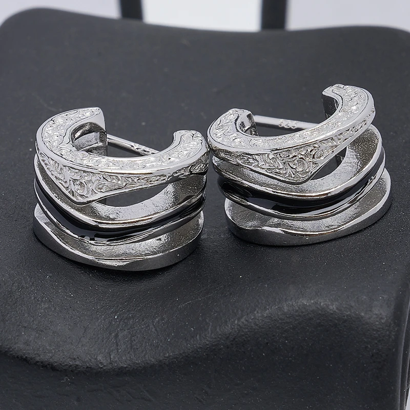 梁雅帝专属新品肖邦的乐谱镂空百搭时尚耳饰