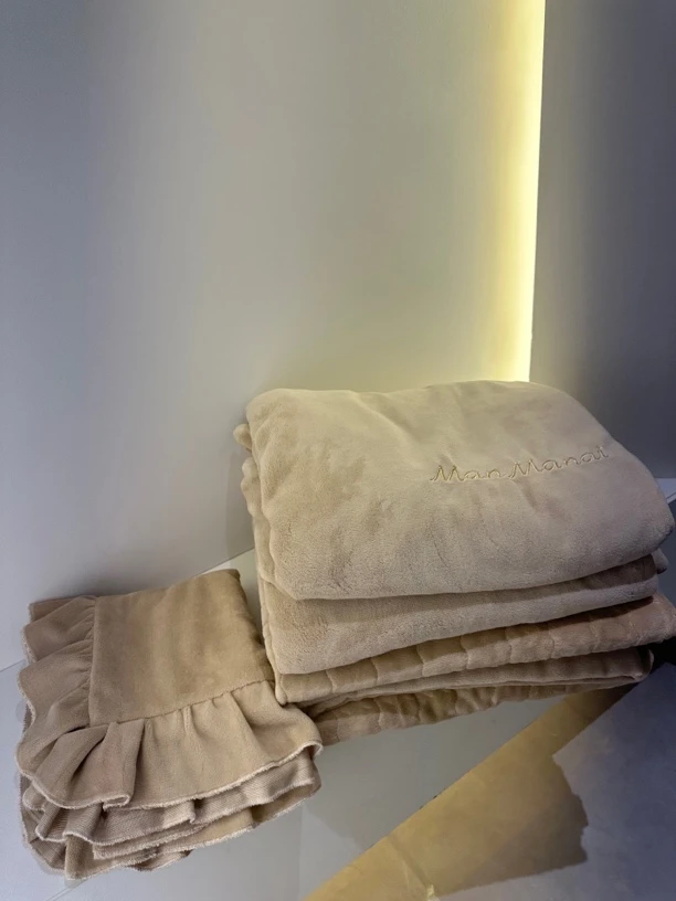 响水满满爱家纺学生牛奶绒床盖三件套不跑被不静电