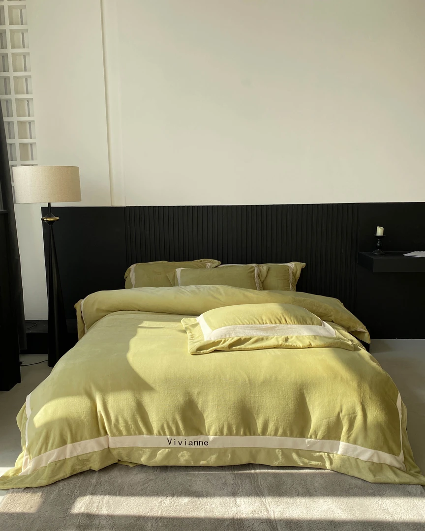 满满爱家纺 高货260克全消光牛奶棉床盖四件套