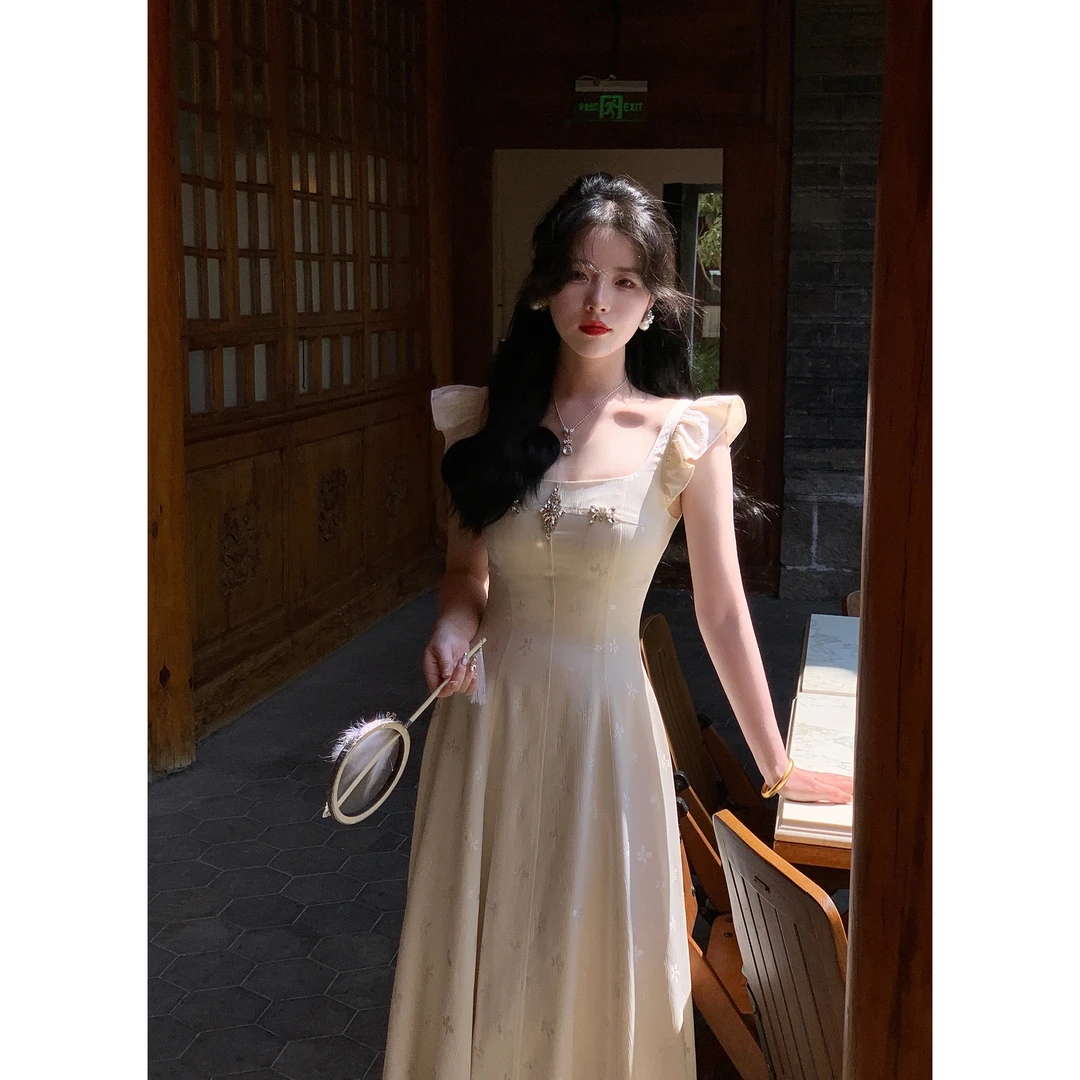 【春节倾仓】寄信《月光神女》立体提花收腰a摆定钻连衣裙