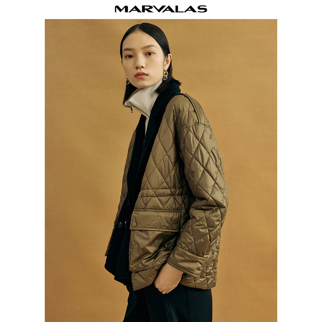 曼德诗2022秋冬新款女士设计感拼接羊毛呢子西装菱格棉服#M431978