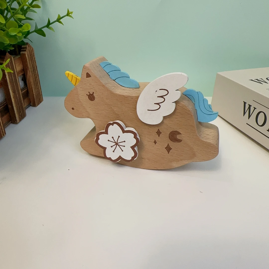 手工木制音乐盒一彩色独角马
