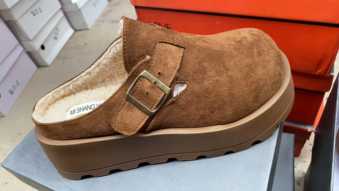 成人女士好看休闲鞋-823