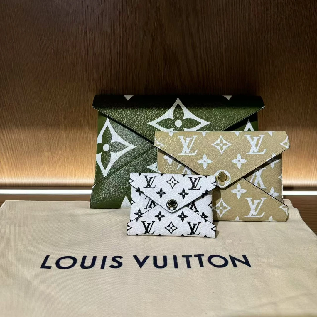 99新 LouisVuitton/路易威登 飞小雨Fisoy/三合一手拿包
