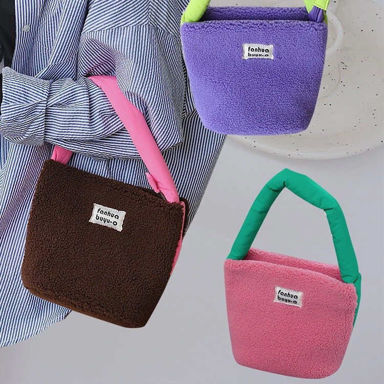 新款水桶包毛绒绒ins小众手提包女简约撞色毛毛包上班专用小拎包