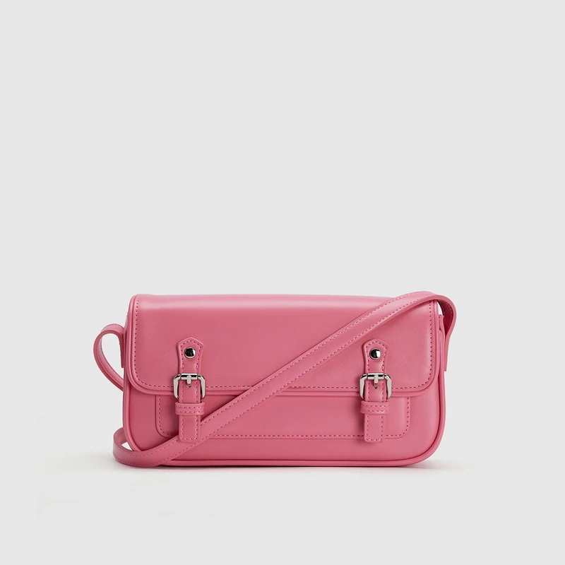 URBAN REVIVO2024春新款女士多巴胺甜美方形邮差斜挎包UAWB40087