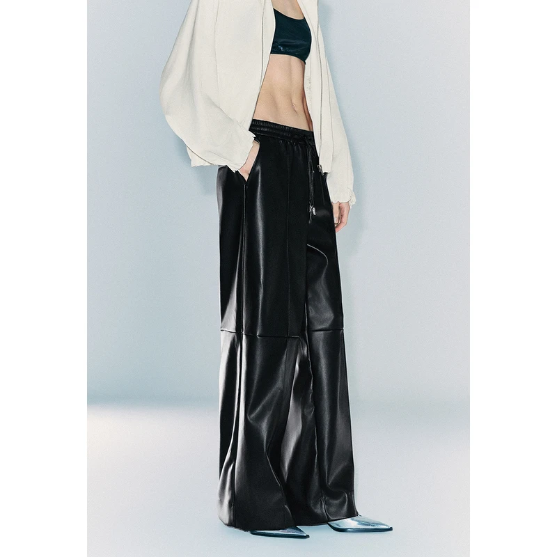 UR2024秋季新款女装摩登魅力氛围感垂感皮质宽腿裤UWG640081