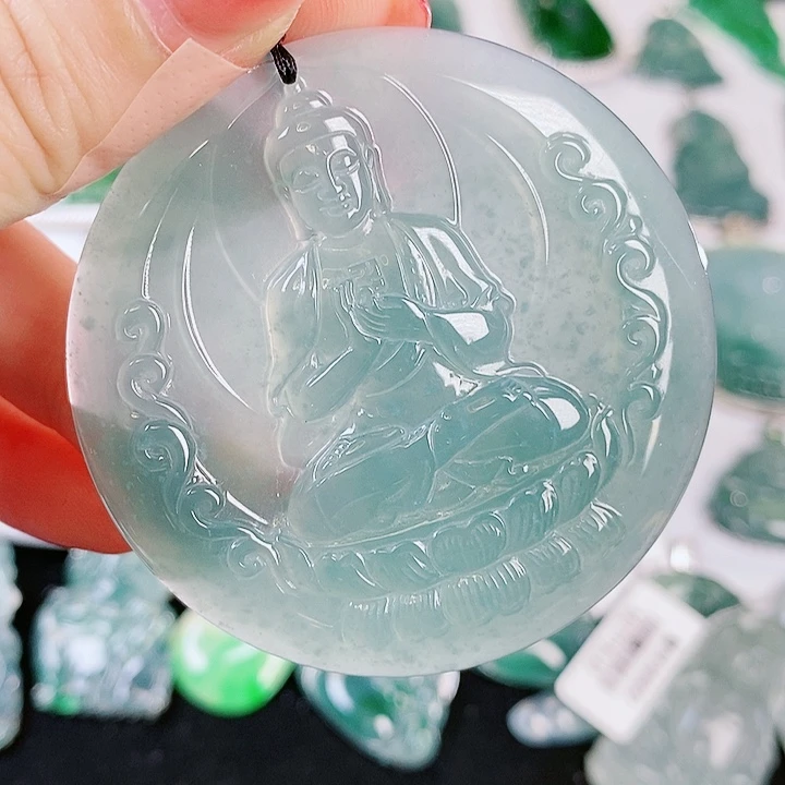翡翠颈饰未镶嵌天然翡翠