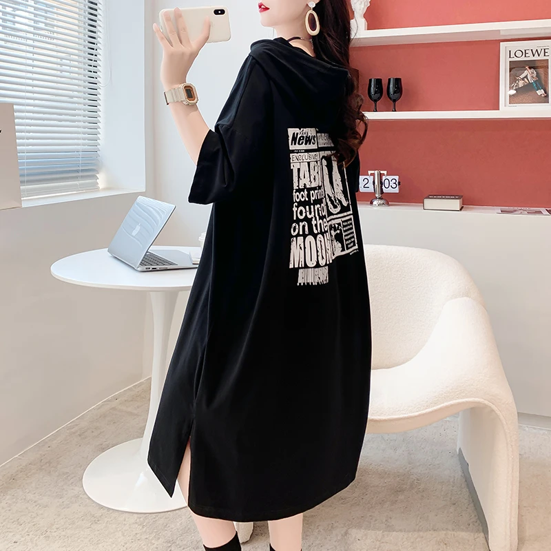大码女装宽松连帽短袖t恤2025夏季新款中长款洋气减龄过膝连衣裙