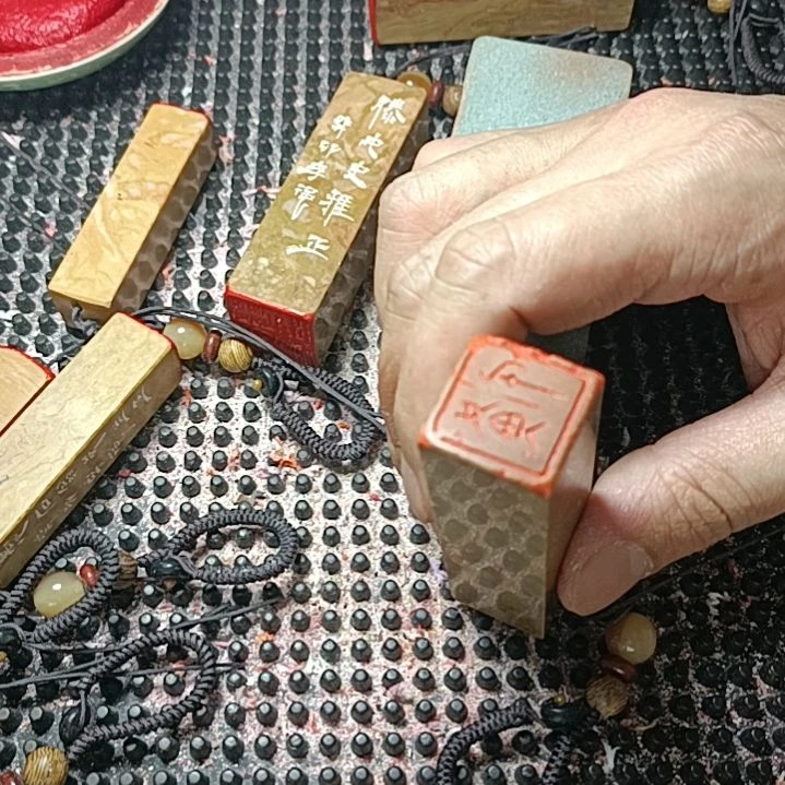 【闪购商品】石头砖雕玩**置