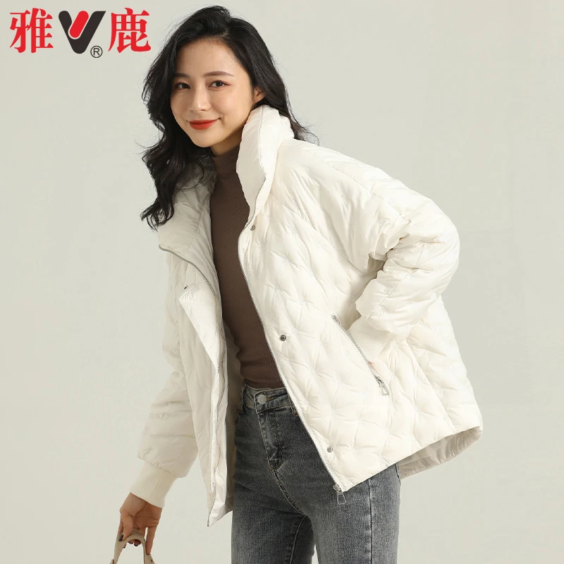 V/雅鹿羽绒服女 2022年新款刺绣短款白鸭绒冬款外套/Y1001A41110