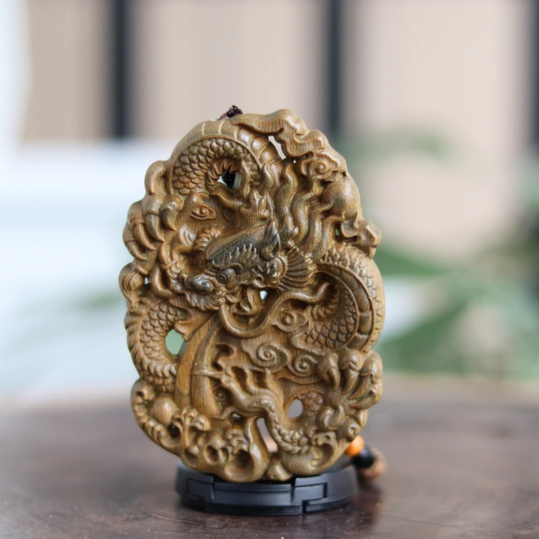精选阿根廷绿檀木牌龙牌车载挂件后视镜木雕装饰手把件