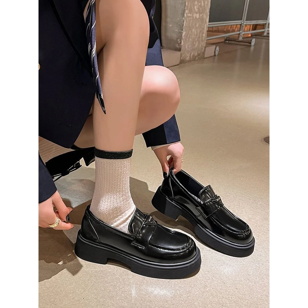 栗原熊时尚英伦风小皮鞋乐福鞋一脚蹬女鞋2025春春新款厚底单鞋