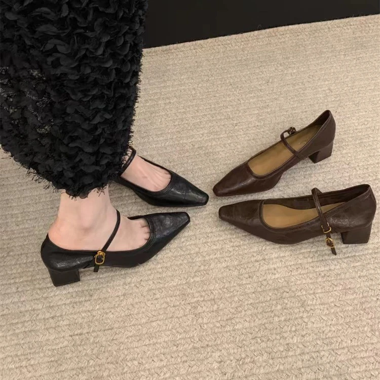 法式复古玛丽珍小皮鞋女粗跟气质百搭一字扣高跟鞋通勤浅口单鞋