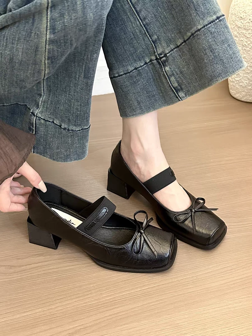 玛丽珍小皮鞋女温柔2024年春秋新款法式黑色不磨脚乐福鞋粗跟单鞋