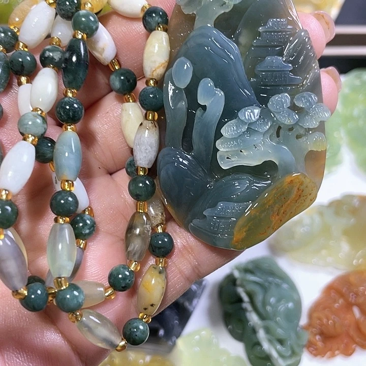 岫玉吊坠(赠链)未镶嵌