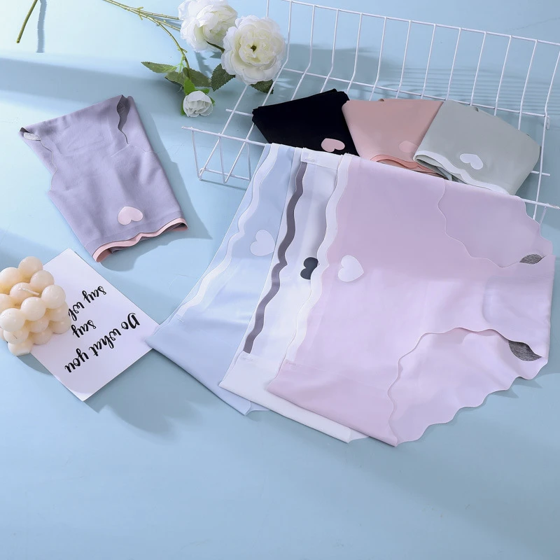 日系无痕少女内裤爱心中腰女士三角内裤波浪边透气可爱学生内裤