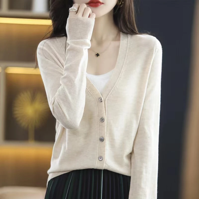 精纺薄开衫女法式精致V领宽松针织衫上衣外套防晒空调衫新疆不包