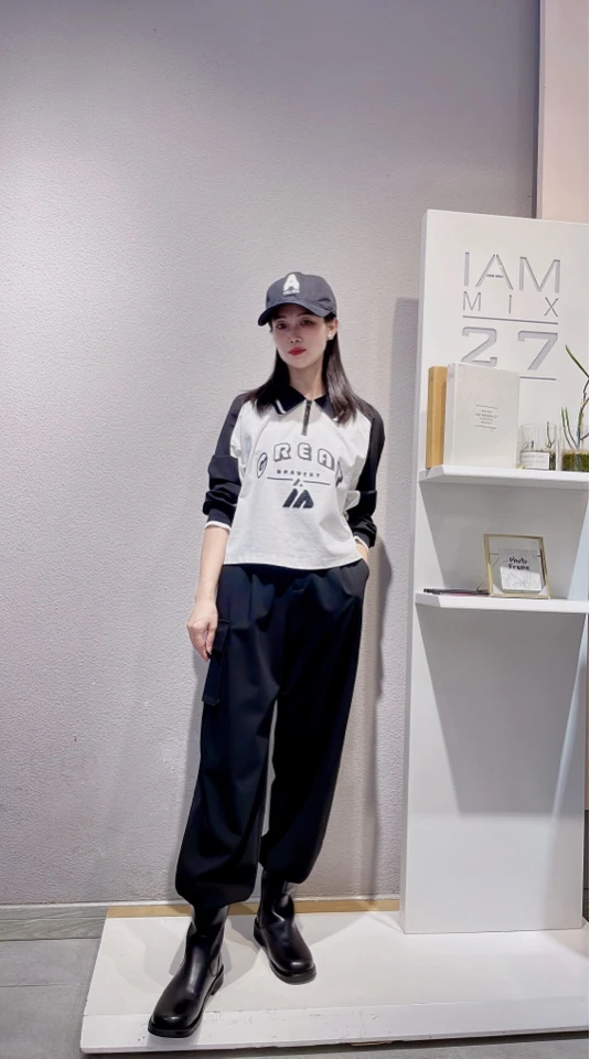 IAM27秋款小卫衣