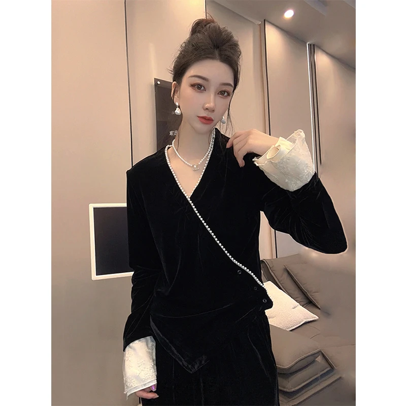 网红欧货重工串珠V领丝绒衬衫女2025秋季新款气质显瘦长袖上衣潮