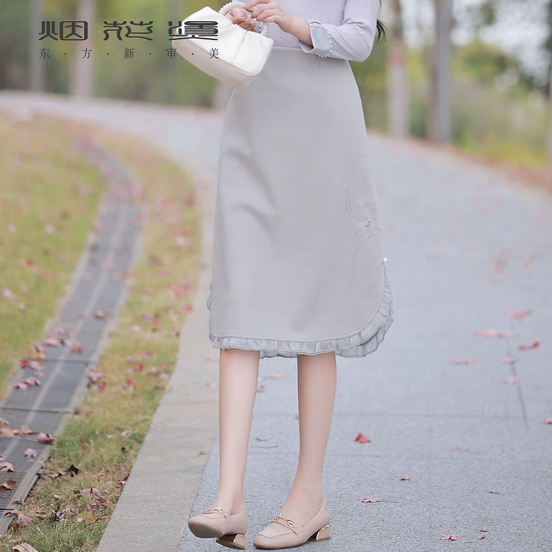 烟花烫灰色半身裙女 2025春季新款收腰文艺气质修身包臀裙子 兮滨