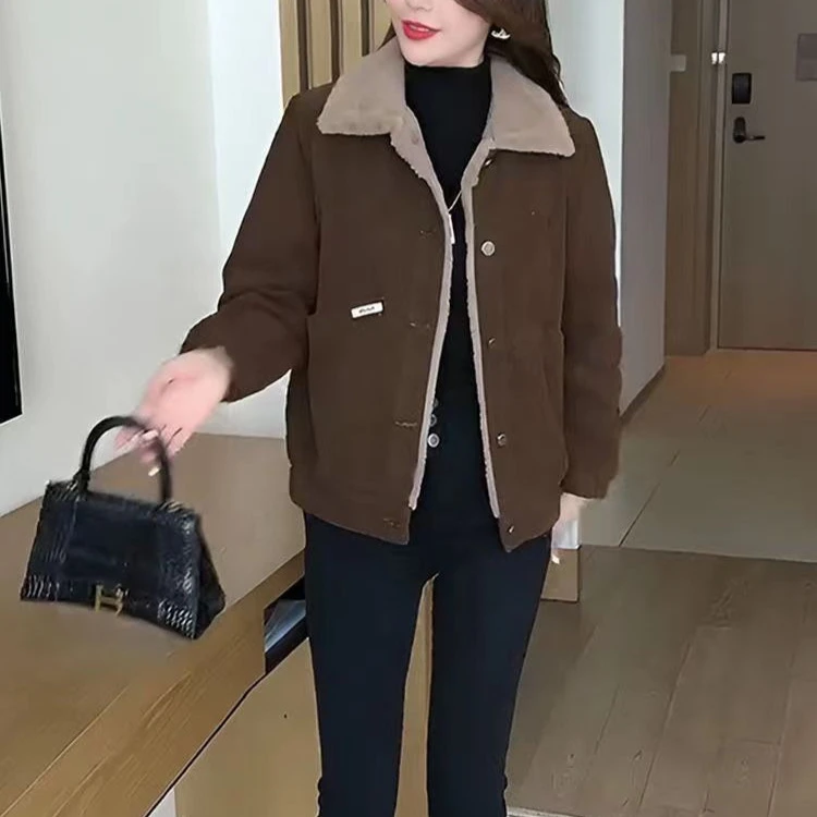 灯芯绒外套女冬季加绒加厚百搭时尚减龄宽松显瘦遮肚子妈妈装网红