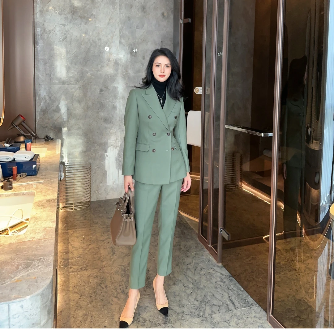 秋冬新款芥末绿修身套装女士职业西服两件套气质时尚九分裤双排扣