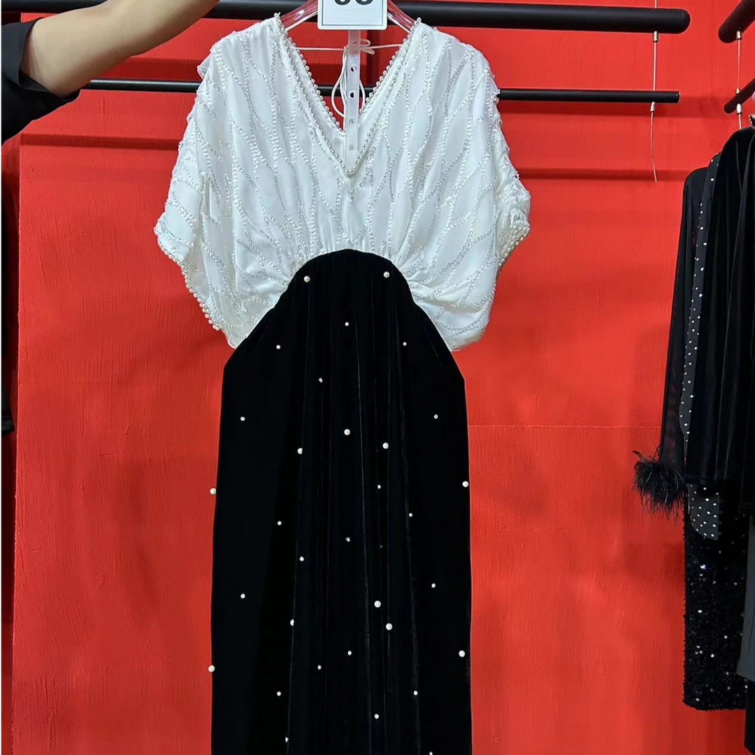 新款重工钉珠亮片丝绒设计感蝙蝠袖女装连衣裙