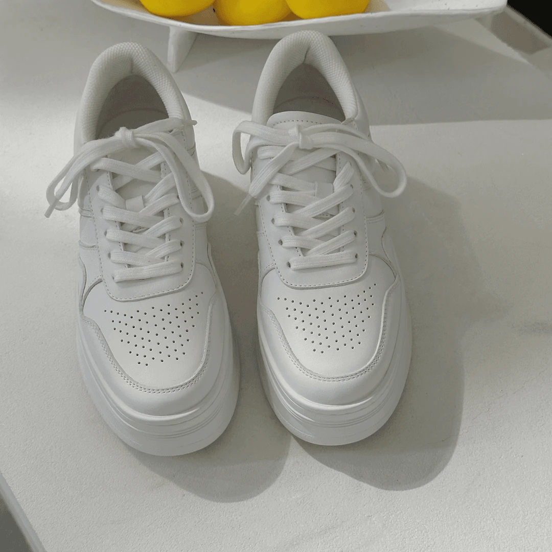 【塔鹿蕾】设计师定制舒适百搭新款系带低帮厚底白色休闲鞋22077