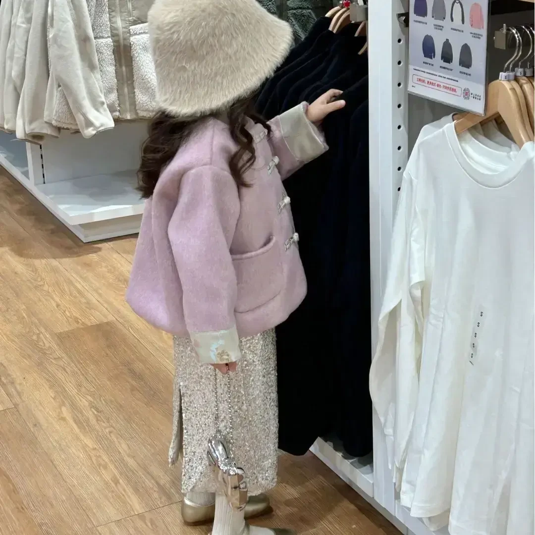 韩版女童冬季呢子外套毛绒短裤套装