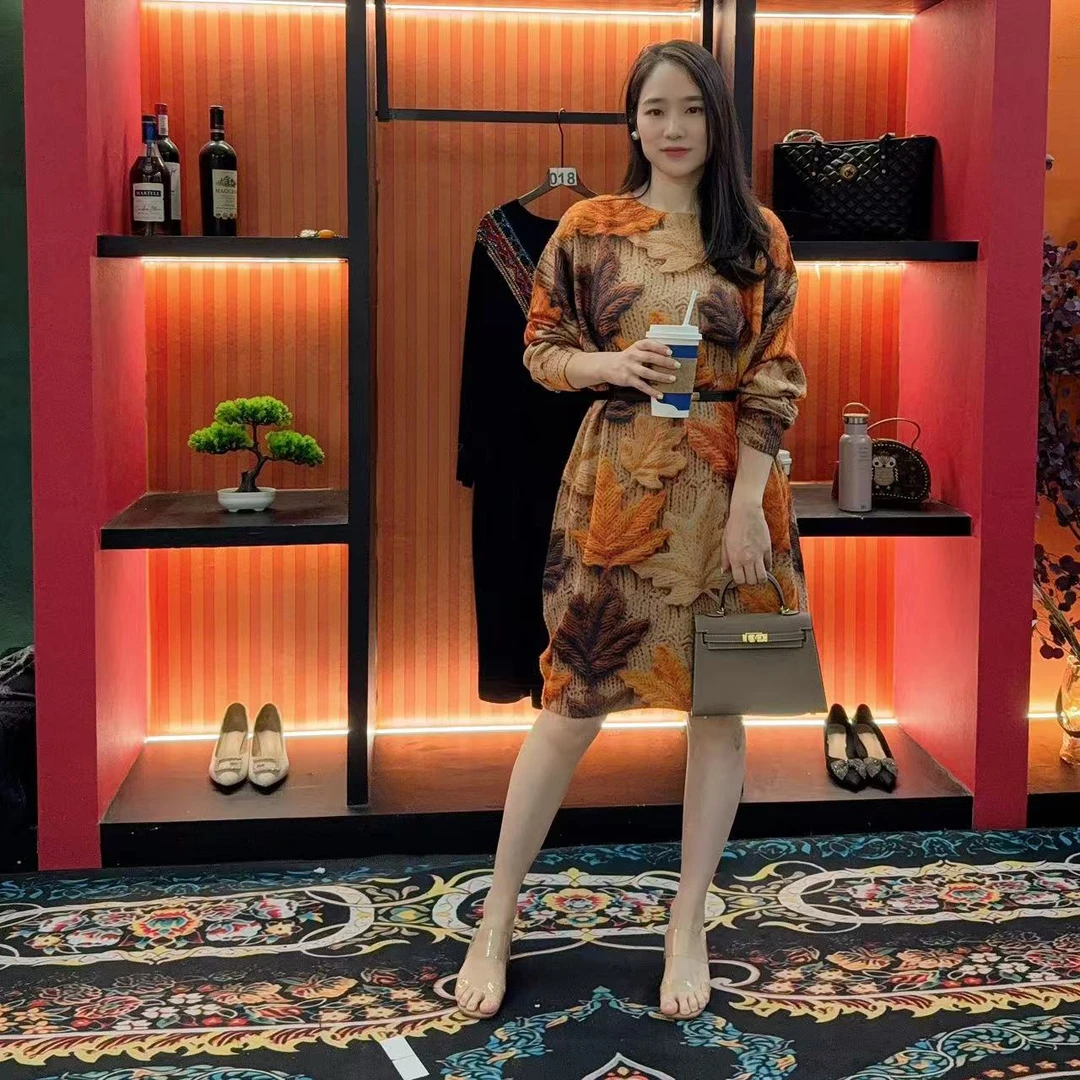 240多金大码气质减龄长款A字裙子女装设计感连衣裙女