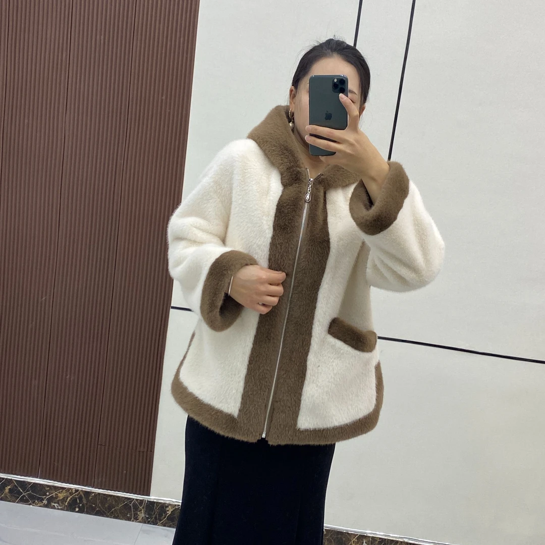 M013女装大衣短款时尚休闲女士秋冬气质连帽百搭皮毛一体毛毛外套