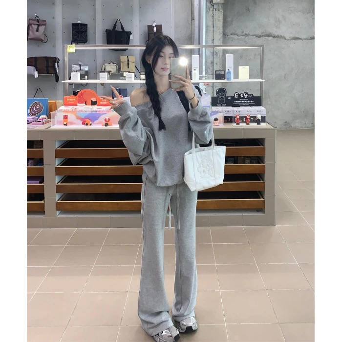 休闲套装长袖宽松卫衣抽绳直筒喇叭裤女早秋高腰百搭半身裙三件套