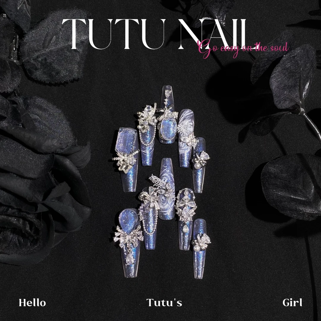 【李泽言】TUTU NAIL手工穿戴秋冬显白美甲手绘花蓝紫偏光蕾丝乙游