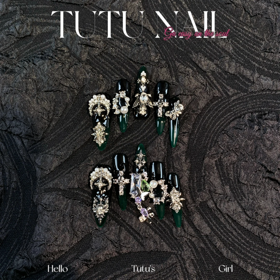 【绿潮】TUTU NAIL手工穿戴甲可拆卸美甲重工赠品黑绿长尖宫廷苗